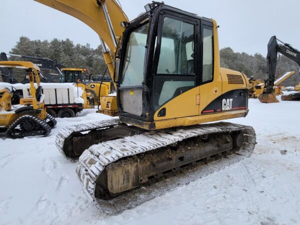 2004 CAT 312C